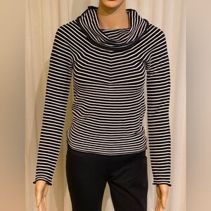 Giorgio Armani Womens Blouse European Size 38 Black/White Stripe Ribbed Italy
